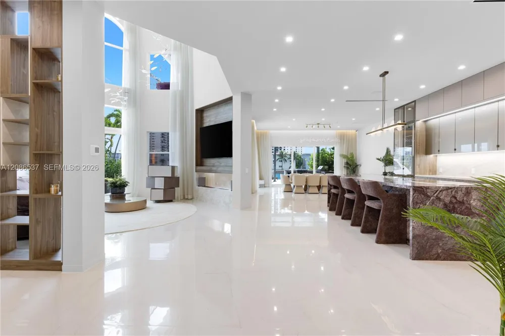 1535 Windjammer Way #0 Hollywood, FL 33019