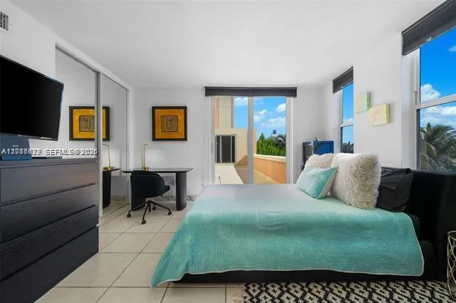 801 S Ocean Dr #207 Hollywood, FL 33019