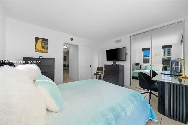 801 S Ocean Dr #207 Hollywood, FL 33019