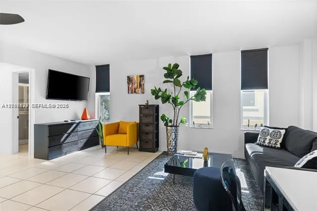 801 S Ocean Dr #207 Hollywood, FL 33019