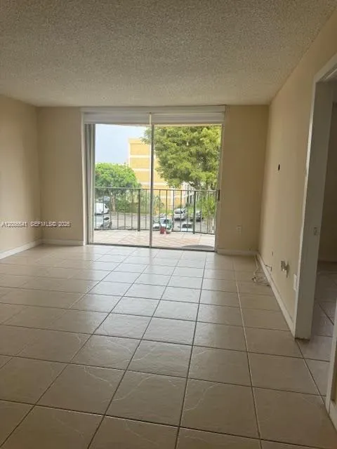 9310 Fontainebleau Blvd #312