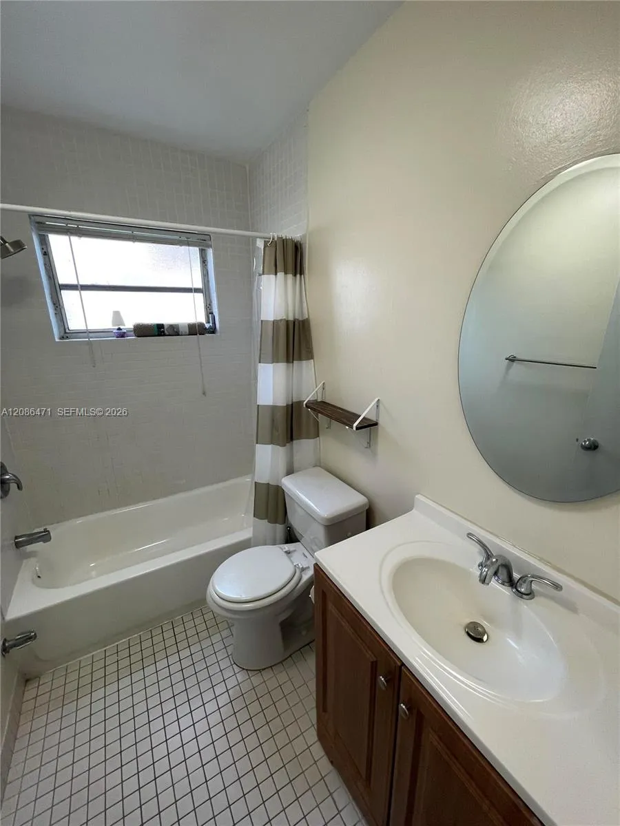 1450 Atlantic Shores Blvd #109 Hallandale Beach, FL 33009
