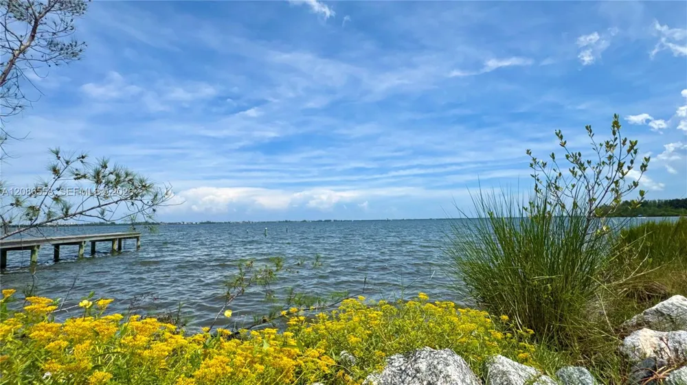 6810 HIGHWAY 1 Grant Valkaria, FL 32949