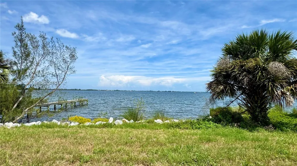 6810 HIGHWAY 1 Grant Valkaria, FL 32949