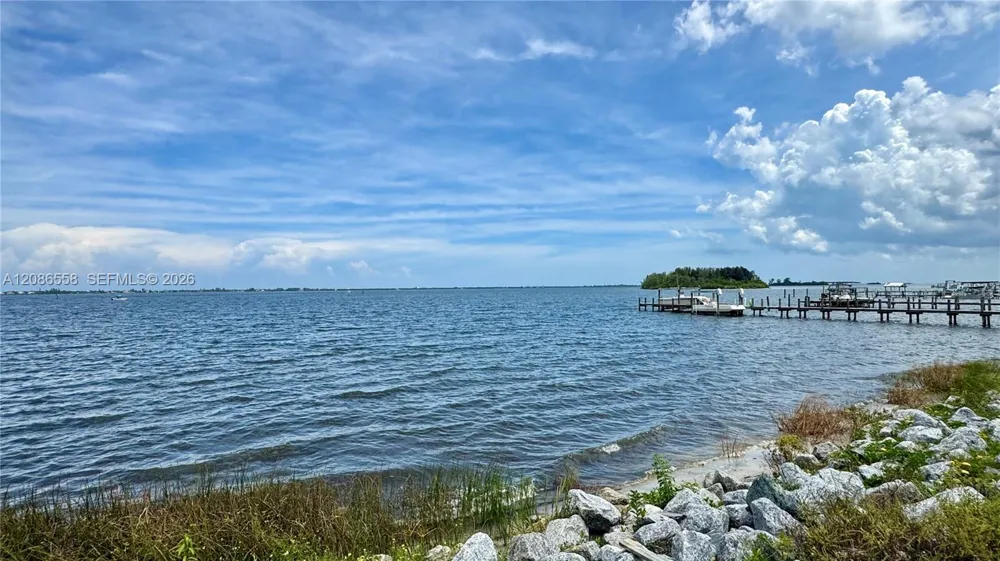 6810 HIGHWAY 1 Grant Valkaria, FL 32949
