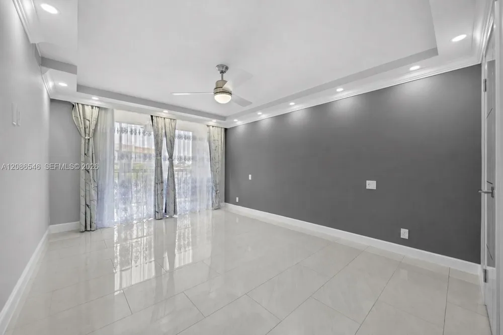 701 Three Islands Blvd #411 Hallandale Beach, FL 33009
