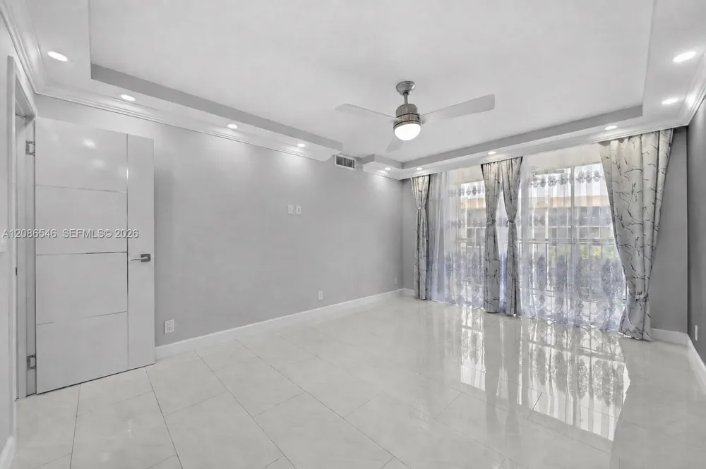 701 Three Islands Blvd #411 Hallandale Beach, FL 33009
