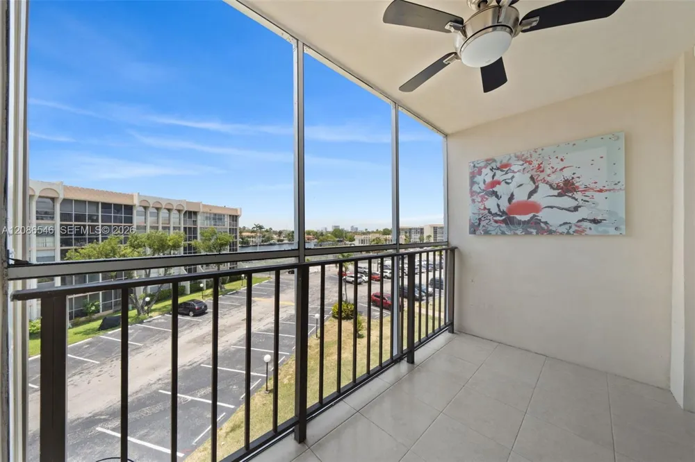 701 Three Islands Blvd #411 Hallandale Beach, FL 33009