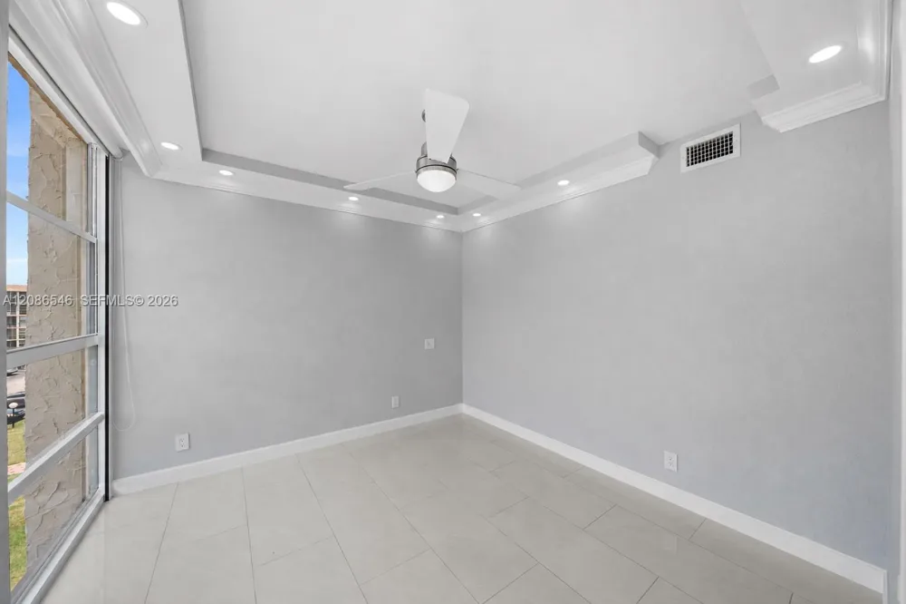 701 Three Islands Blvd #411 Hallandale Beach, FL 33009