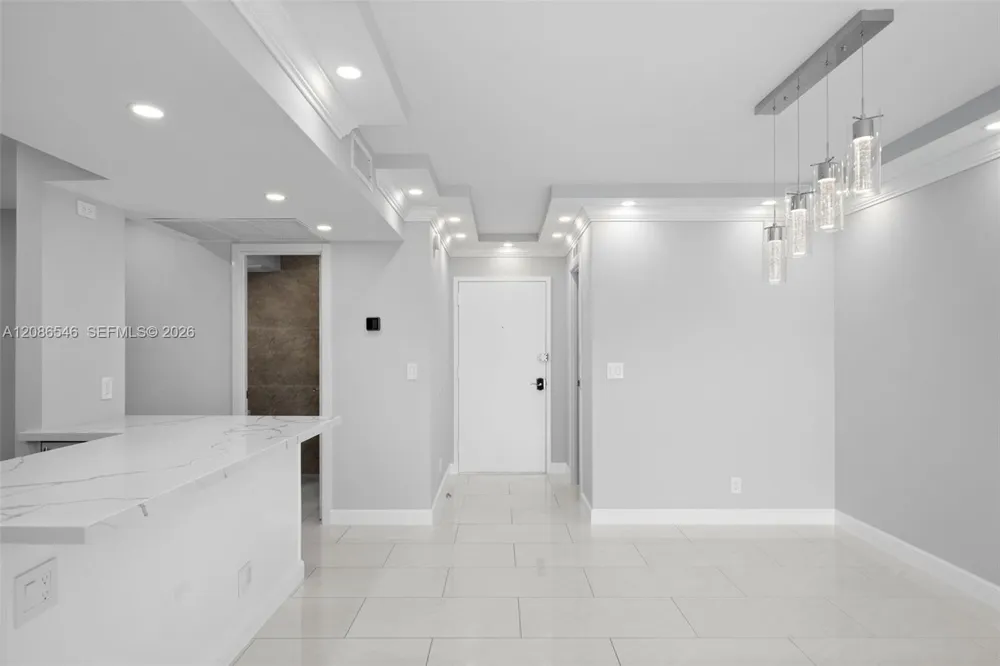 701 Three Islands Blvd #411 Hallandale Beach, FL 33009