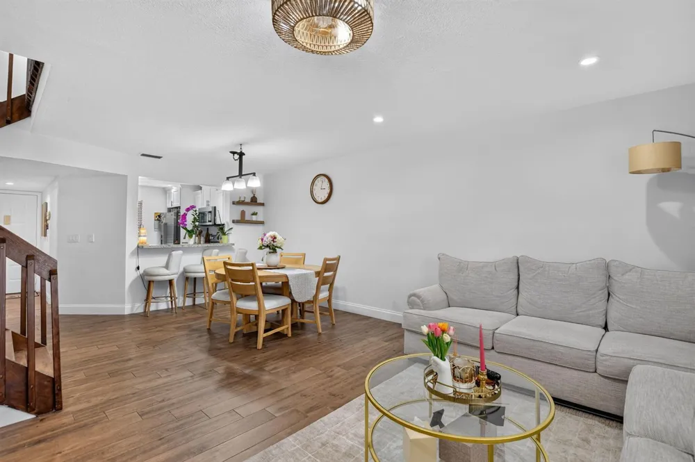 6377 Boca Circle Boca Raton, FL 33433