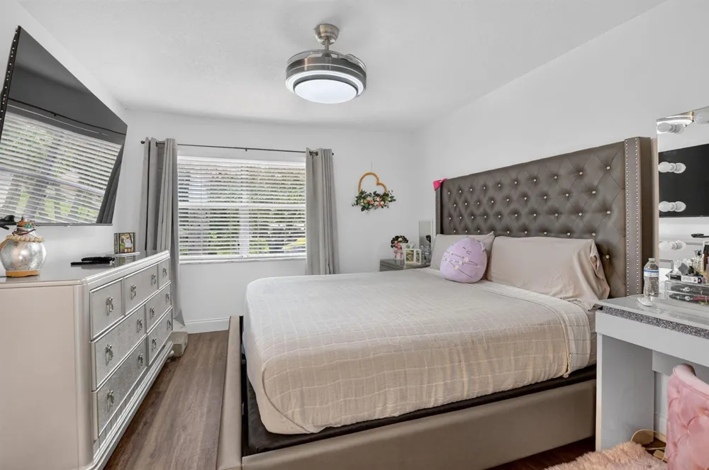 6377 Boca Circle Boca Raton, FL 33433