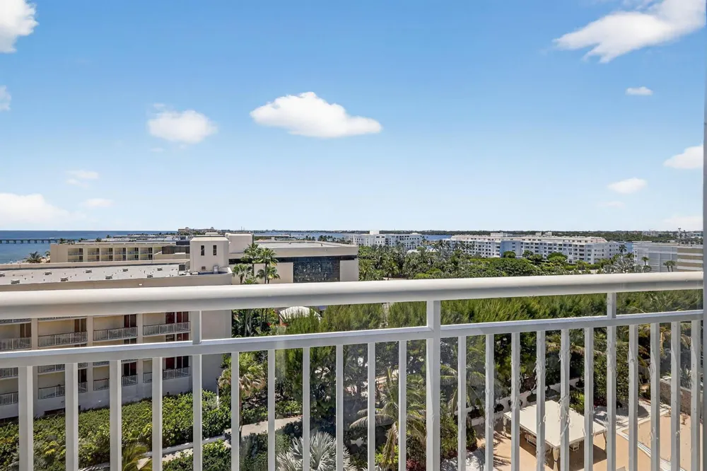 2780 S OCEAN BOULEVARD #806 Palm Beach, FL 33480