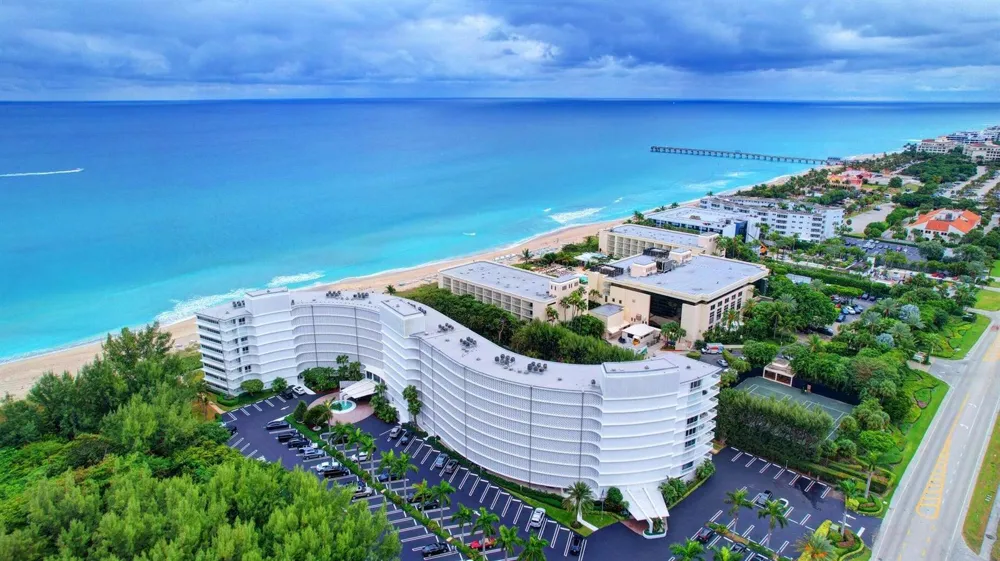 2780 S OCEAN BOULEVARD #806 Palm Beach, FL 33480