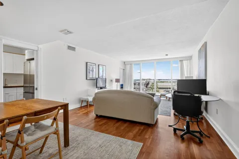 2780 S OCEAN BOULEVARD #806