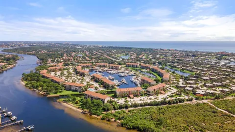 1601 Marina Isle Way #202