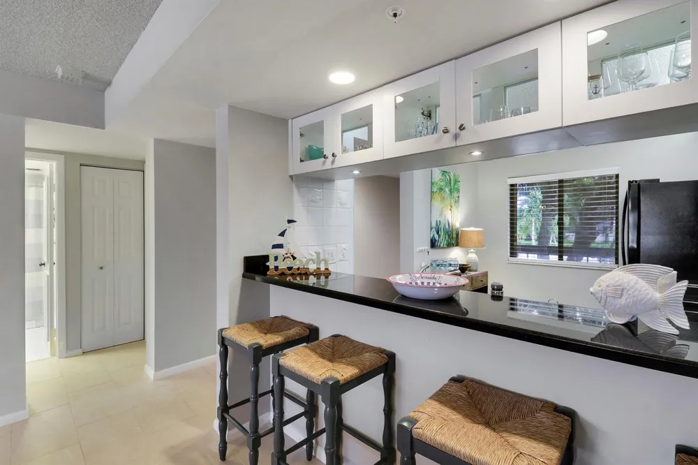 1601 Marina Isle Way #202 Jupiter, FL 33477