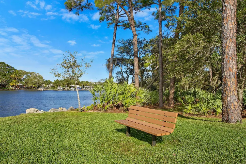 1601 Marina Isle Way #202 Jupiter, FL 33477