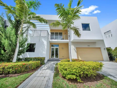 10081 NW 75TH TERRACE
