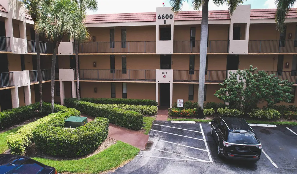 6618 CORAL LAKE DRIVE #206 Margate, FL 33063