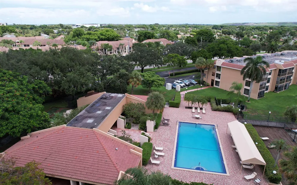 6618 CORAL LAKE DRIVE #206 Margate, FL 33063
