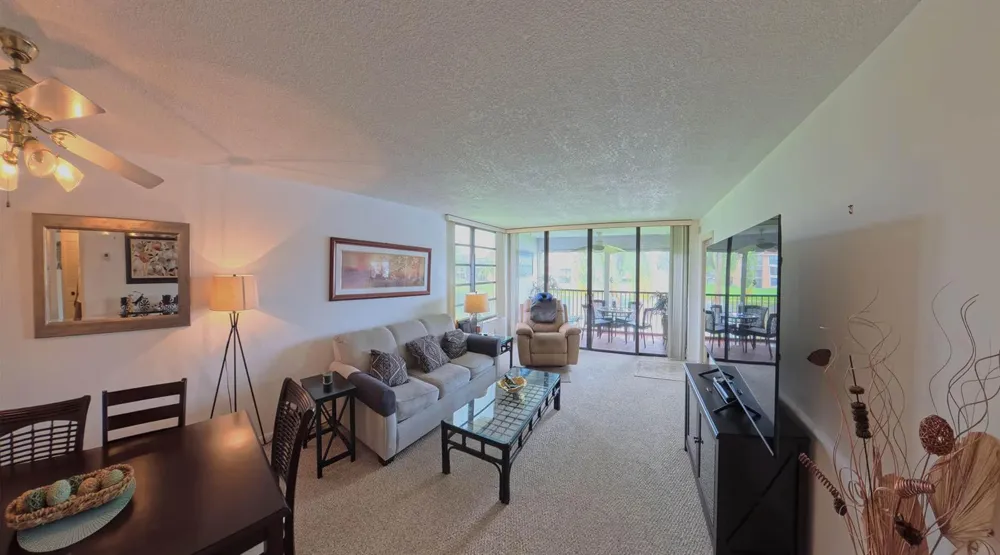 6618 CORAL LAKE DRIVE #206 Margate, FL 33063