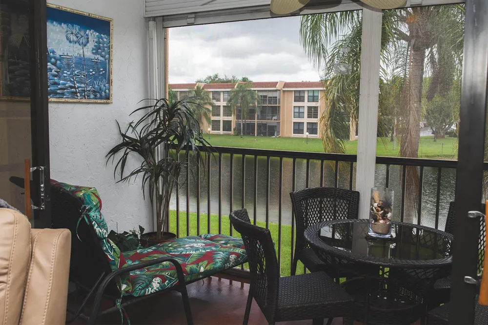 6618 CORAL LAKE DRIVE #206 Margate, FL 33063