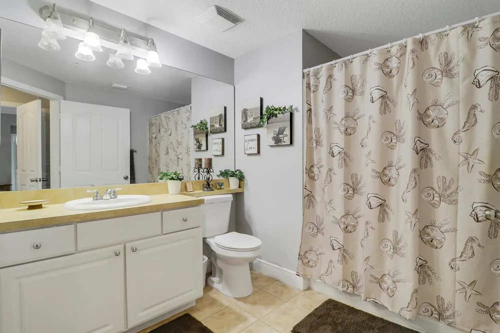 8303 MYRTLEWOOD CIRCLE W Palm Beach Gardens, FL 33418
