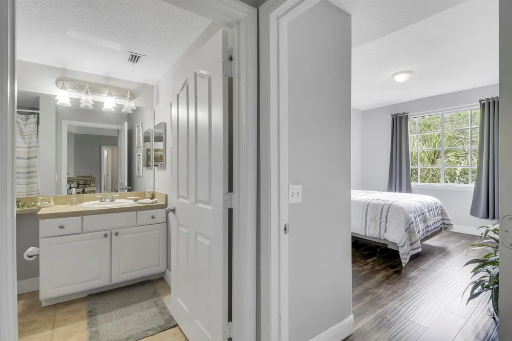 8303 MYRTLEWOOD CIRCLE W Palm Beach Gardens, FL 33418