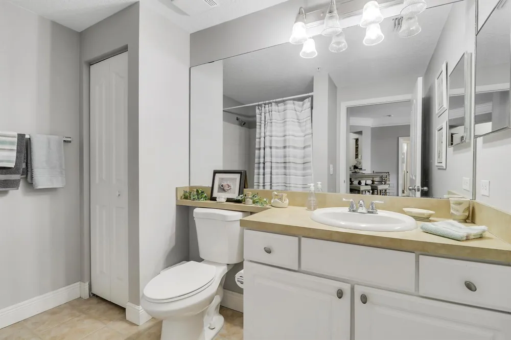 8303 MYRTLEWOOD CIRCLE W Palm Beach Gardens, FL 33418