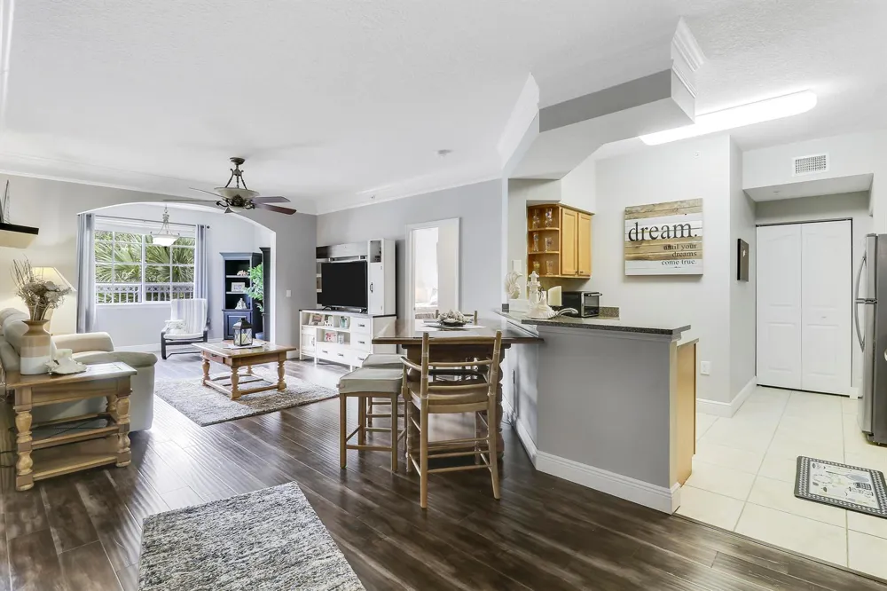 8303 MYRTLEWOOD CIRCLE W Palm Beach Gardens, FL 33418