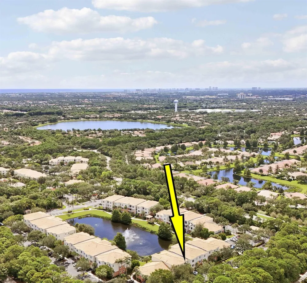 8303 MYRTLEWOOD CIRCLE W Palm Beach Gardens, FL 33418