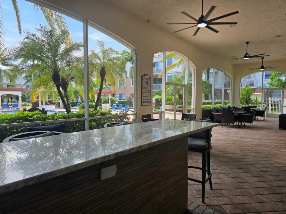 8303 MYRTLEWOOD CIRCLE W Palm Beach Gardens, FL 33418