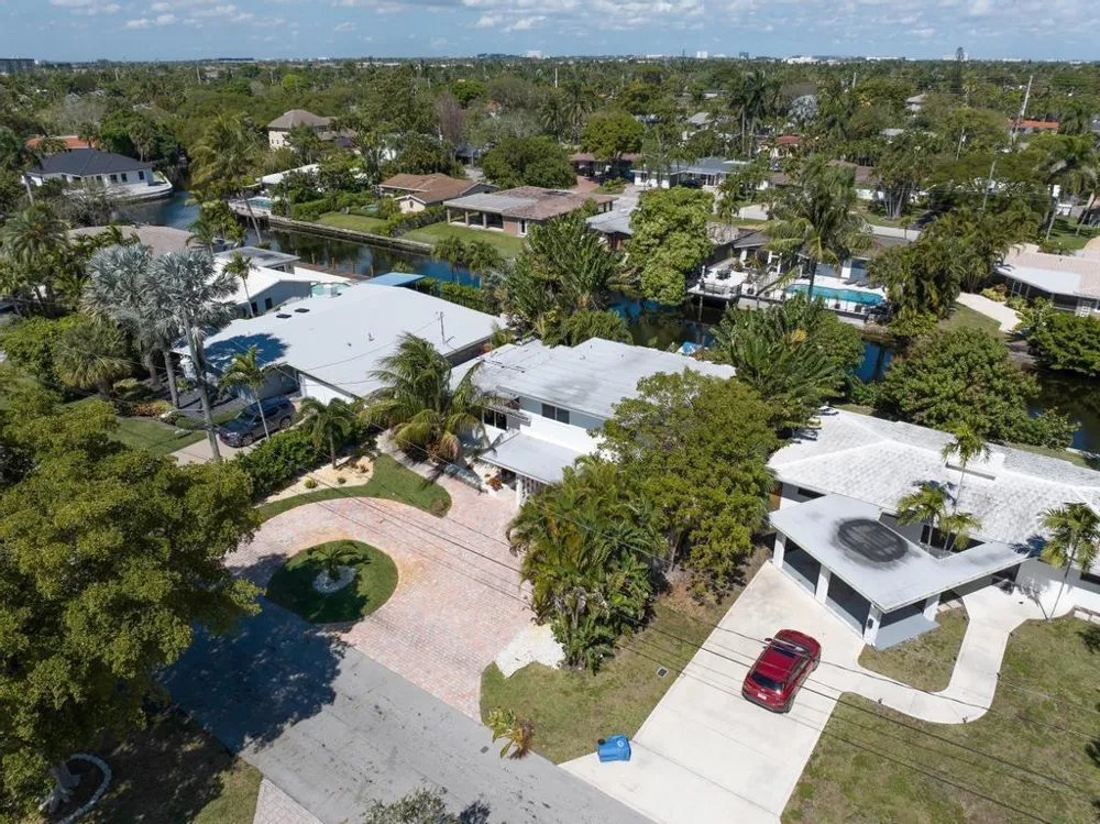 1771 NE 35th Street Oakland Park, FL 33334