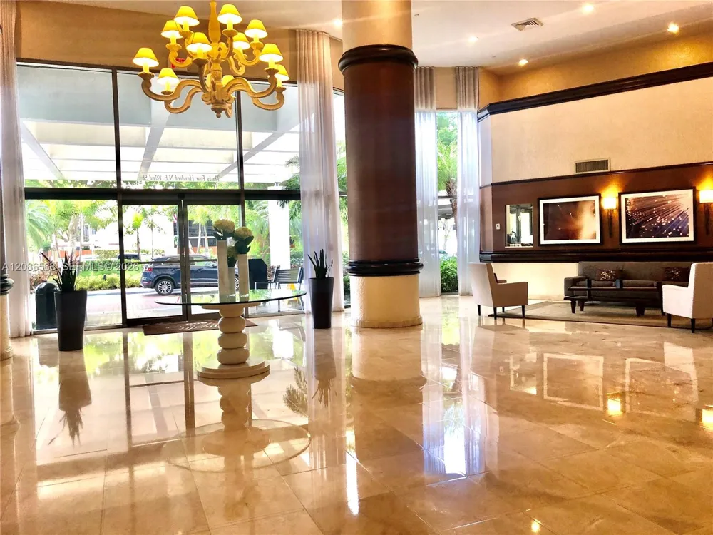 3400 NE 192nd St #606 Aventura, FL 33180