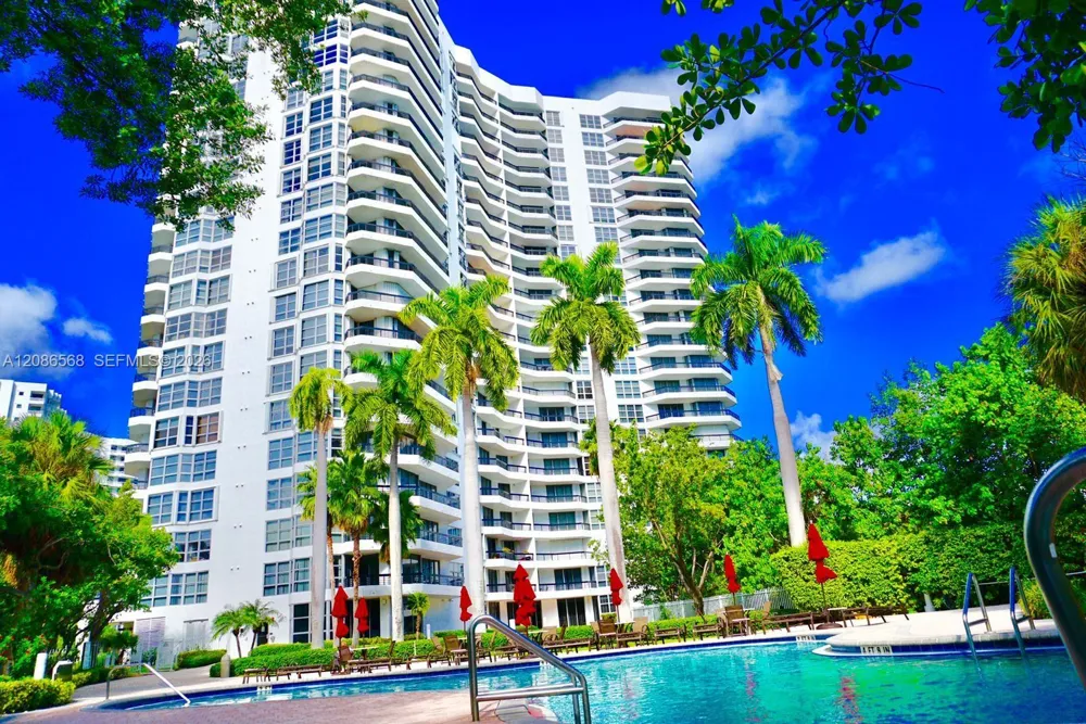 3400 NE 192nd St #606 Aventura, FL 33180