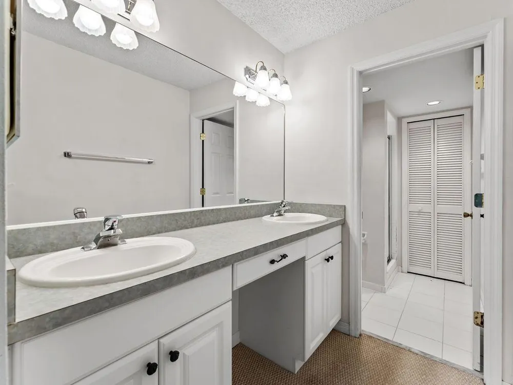 10044 S OCEAN DRIVE #103 Jensen Beach, FL 34957