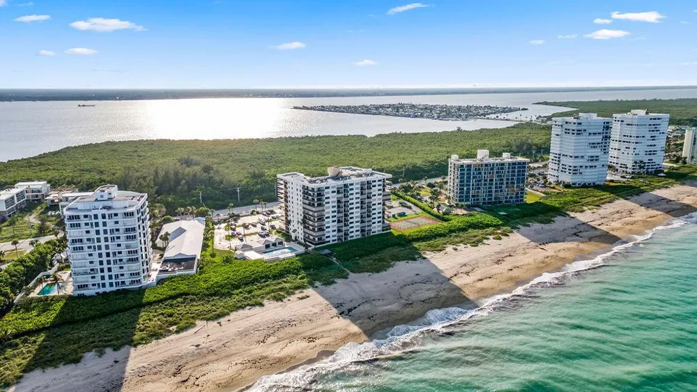 10044 S OCEAN DRIVE #103 Jensen Beach, FL 34957