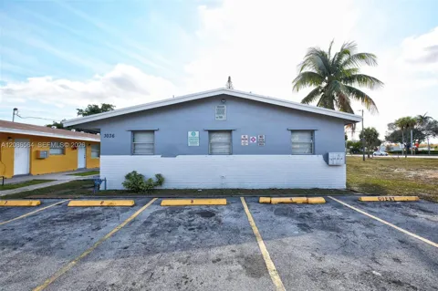 3036 NW 2nd St #1-4