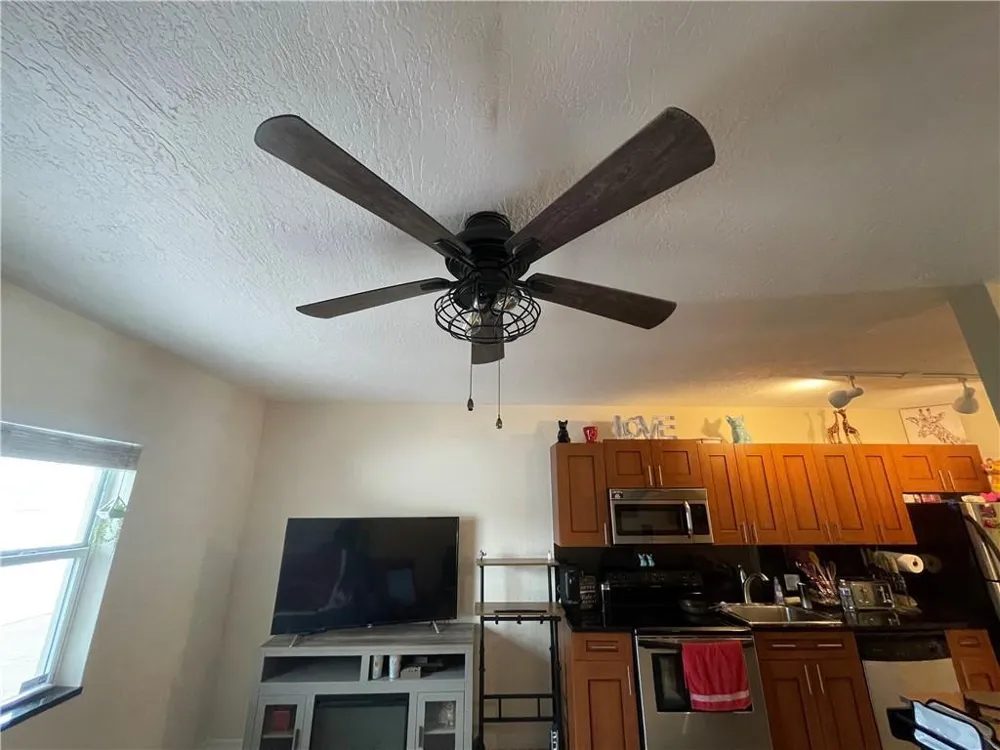 1470 Dixie Highway #3 Fort Lauderdale, FL 33304