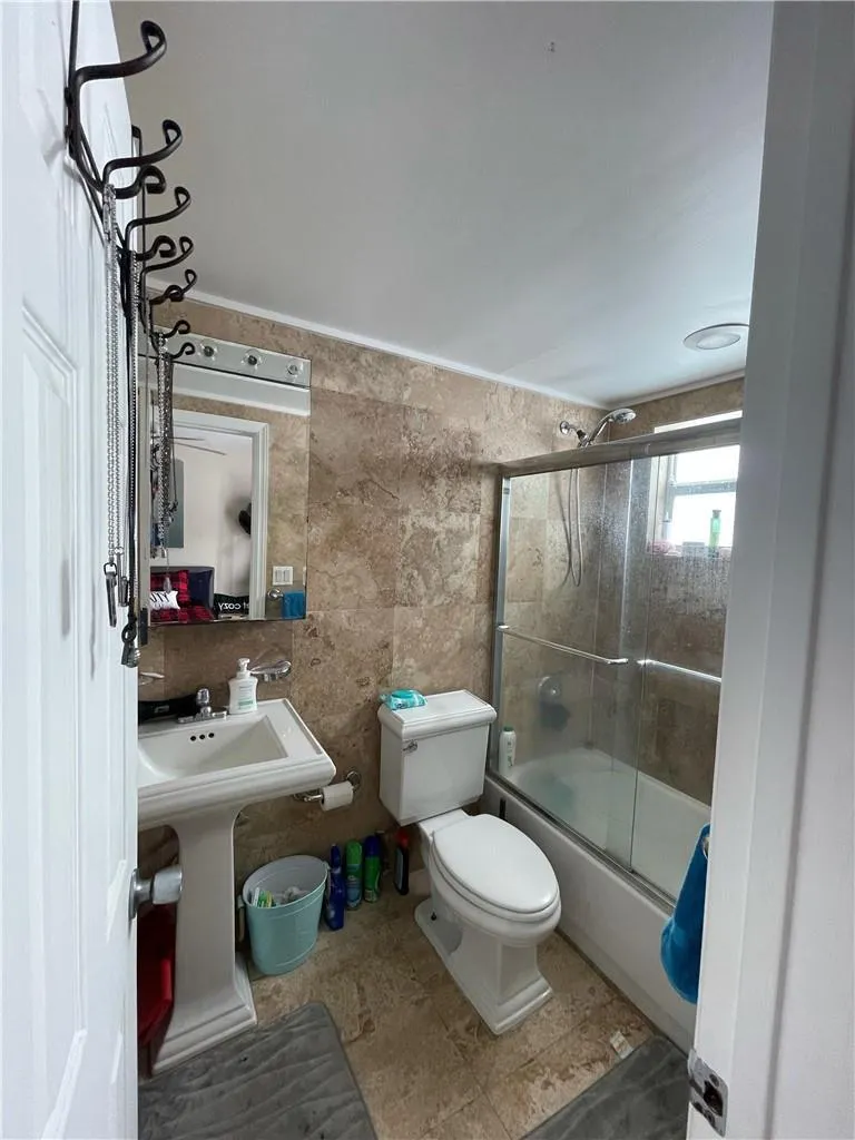 1470 Dixie Highway #3 Fort Lauderdale, FL 33304