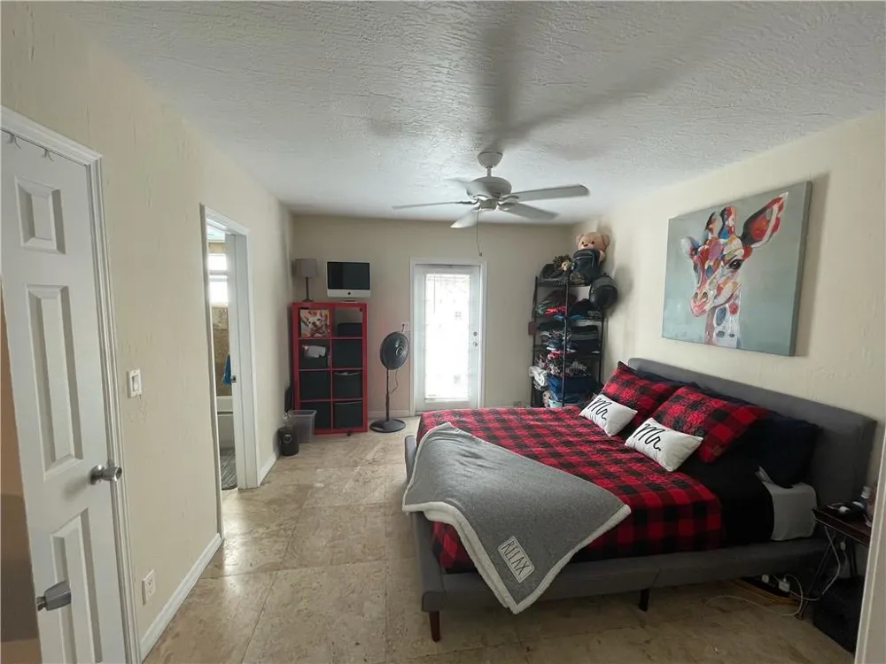1470 Dixie Highway #3 Fort Lauderdale, FL 33304