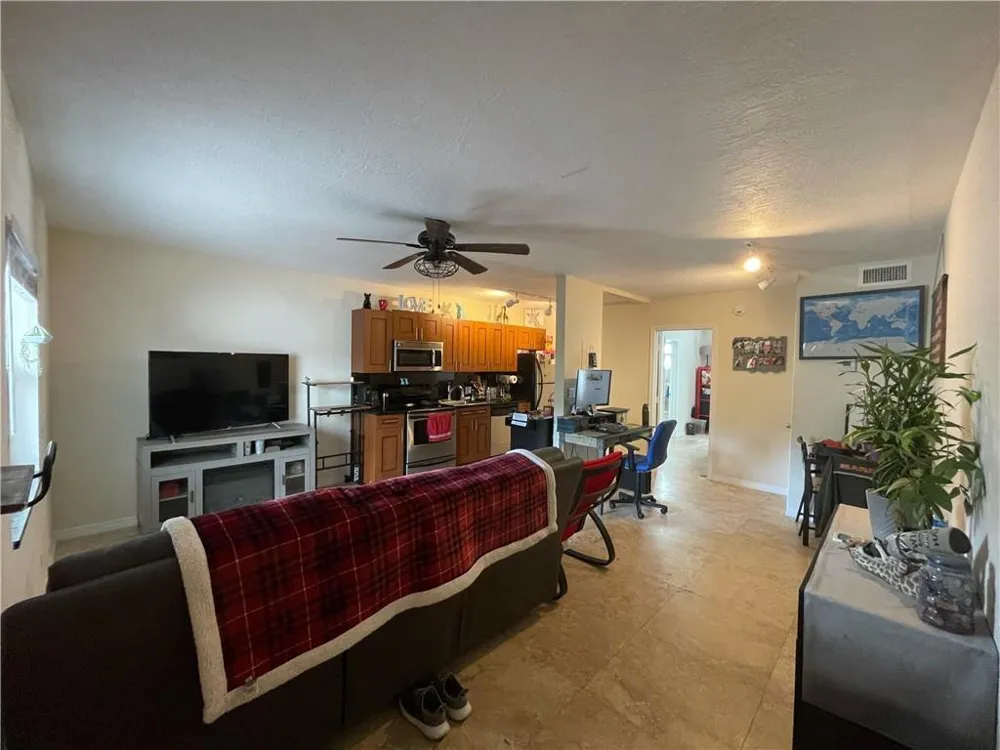 1470 Dixie Highway #3 Fort Lauderdale, FL 33304