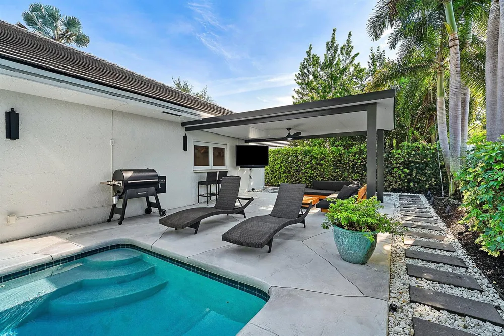 436 Prairie Rose Lane Boca Raton, FL 33487