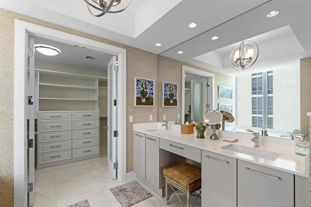 2 WATER CLUB WAY #1204 North Palm Beach, FL 33408