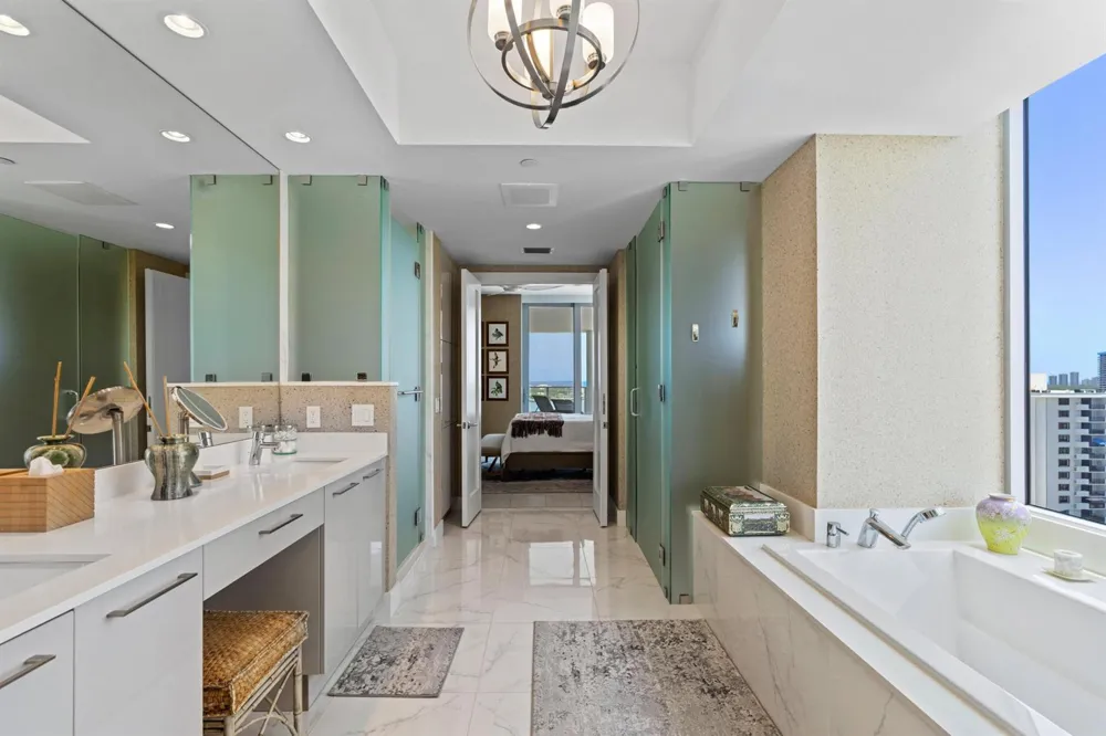 2 WATER CLUB WAY #1204 North Palm Beach, FL 33408