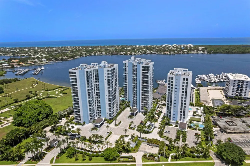 2 WATER CLUB WAY #1204 North Palm Beach, FL 33408