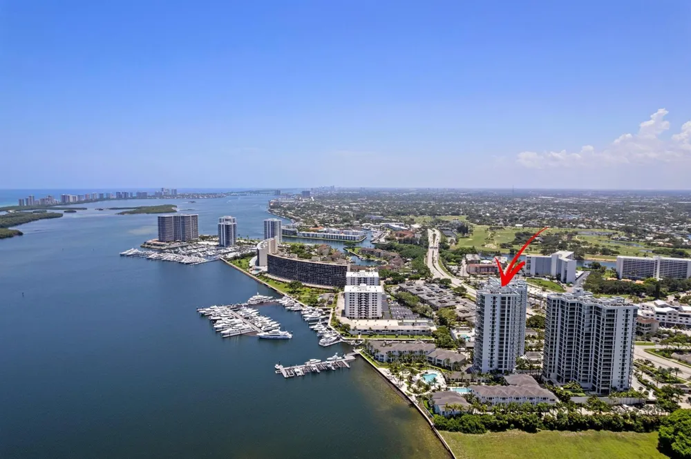 2 WATER CLUB WAY #1204 North Palm Beach, FL 33408
