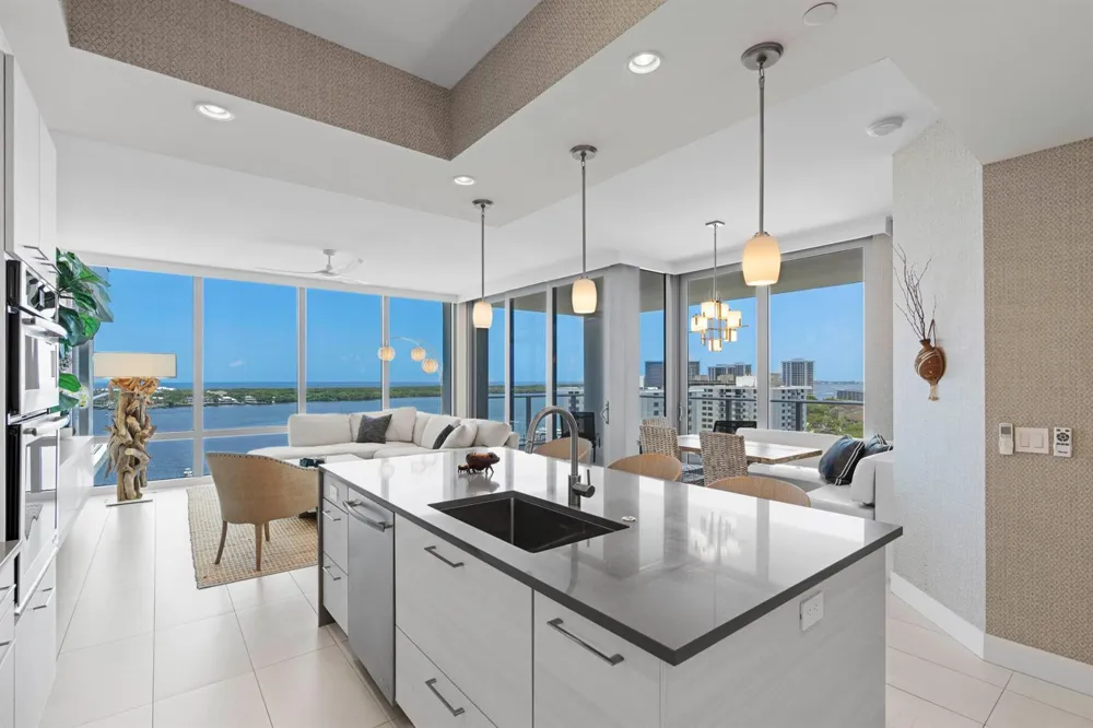 2 WATER CLUB WAY #1204 North Palm Beach, FL 33408