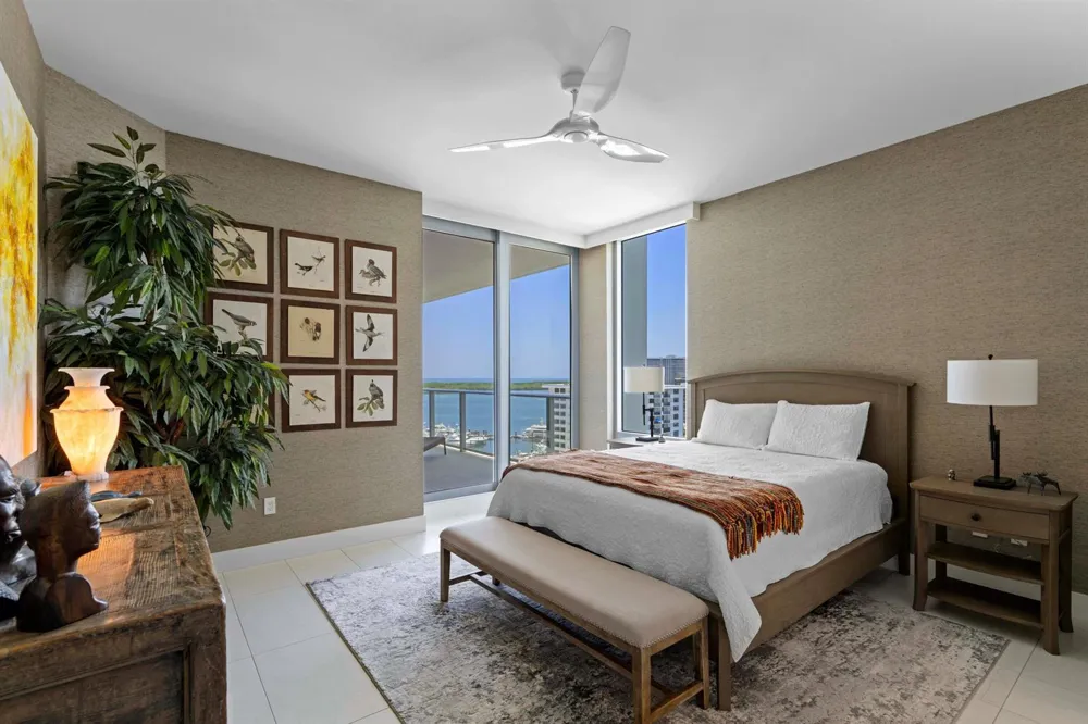 2 WATER CLUB WAY #1204 North Palm Beach, FL 33408